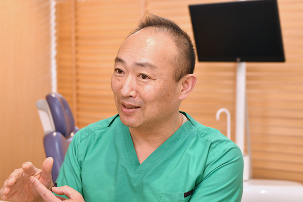 内田耕司院長 エーアンドケー江戸川橋デンタルクリニック2