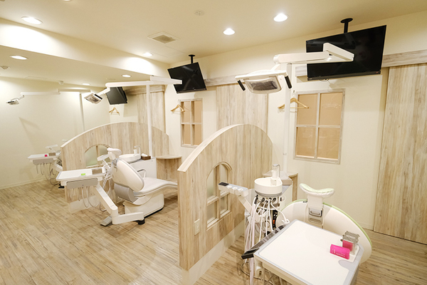 馬場俊輔院長 北千住SHUN矯正歯科2