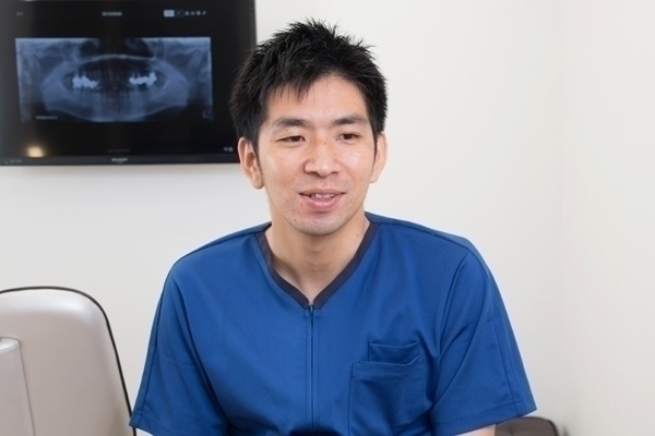 石山暁史院長 あざみ野フォレスト歯科2