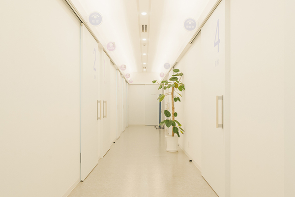 小山あゆみ副院長 かわつ田中クリニック2