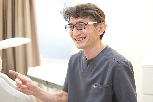 飯野真樹院長、飯野久子さん 下北沢チャームデンタルクリニック2