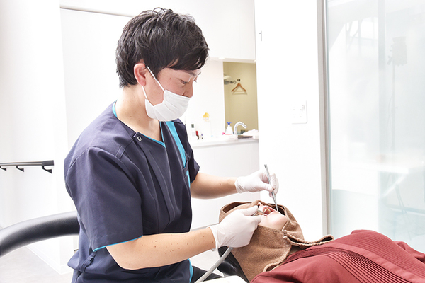 小澤淑希院長 中野坂上駅前スワン歯科・矯正歯科2