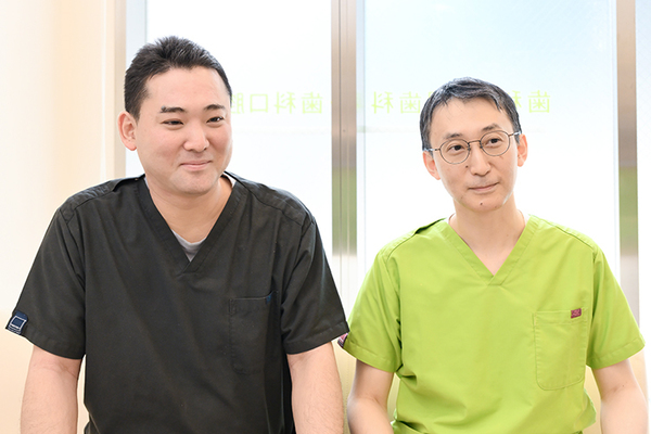 秋山崇院長、秋山聡先生 平塚あきやまデンタルクリニック2