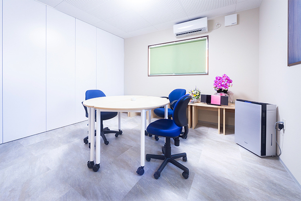 花田梢院長 れんげ在宅クリニック2