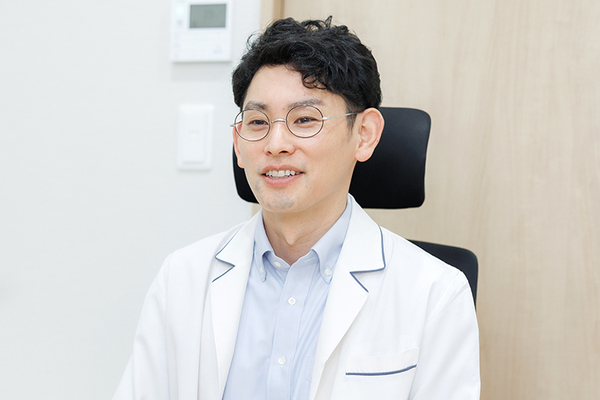 武藤由也院長 ひとやすみこころのクリニック 西新院2