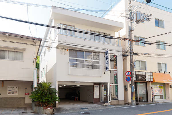 伊東桂一院長 吉武内科2