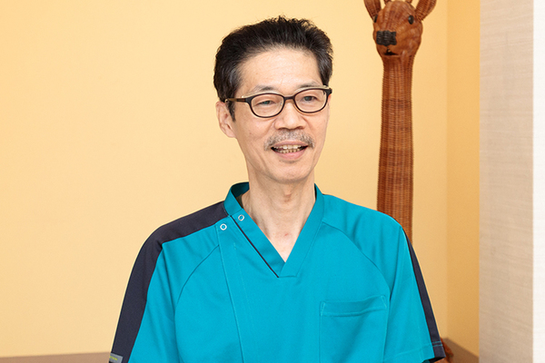 越智敏幸院長 おち歯科クリニック2