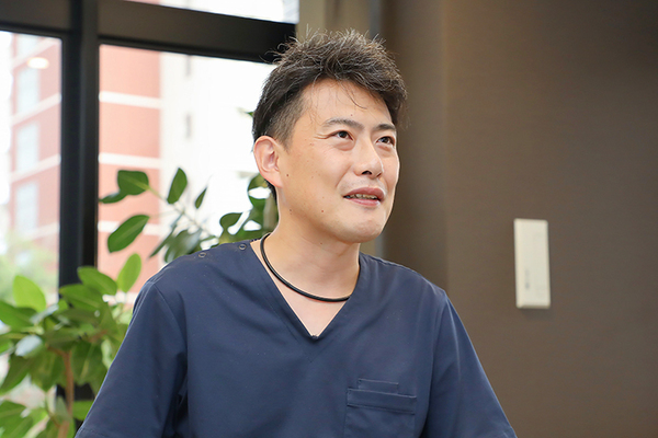 上村裕平院長 うえむら痛みのクリニック2