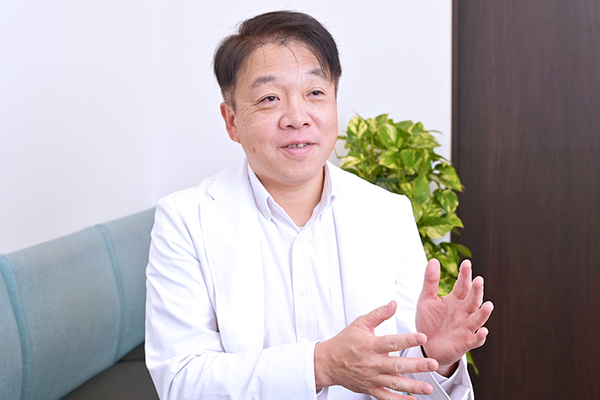 梅田直也院長 医療法人けんこう会 うめだ整形外科2