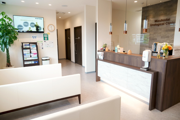 岡部尚志院長 みずほ台泌尿器科2