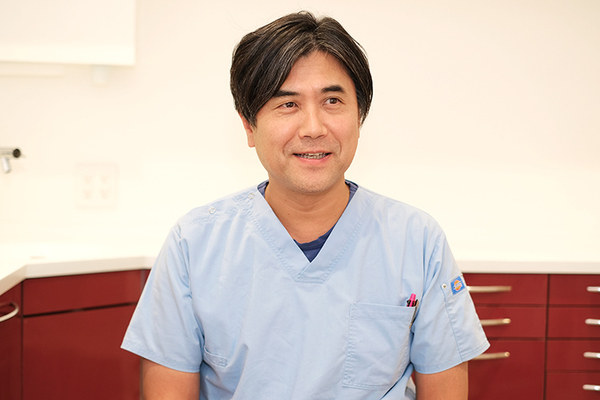 畑慎太郎院長 アップルデンタルセンター2