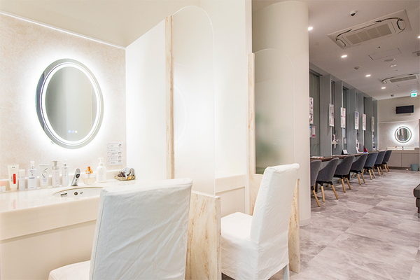 柳瀬哲至院長 紙屋町やなせ皮ふ科クリニック2