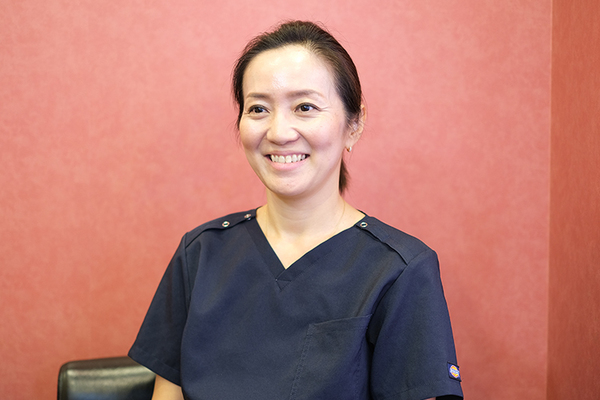 國本あゆみ副院長 蛭間歯科クリニック2