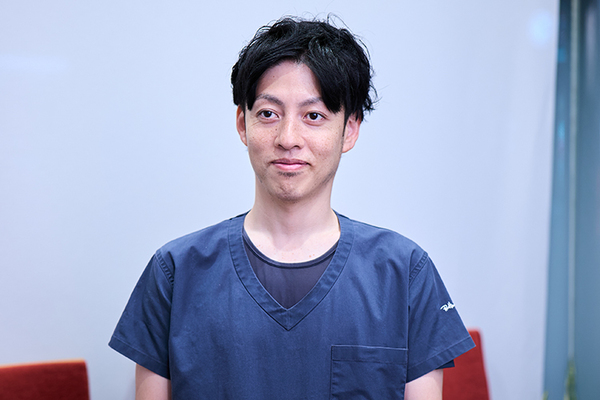 前澤信忠院長 マエザワデンタルクリニック成城2