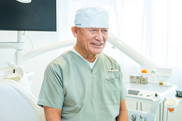 久留克彦理事長 ヒサドメ歯科2