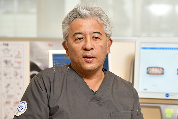 小野瀬弘記理事長 新宿オークタワー歯科クリニック エステティック&インプラント2