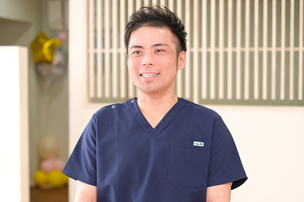 吉永充寿院長 田奈ファミリー歯科・こども矯正歯科2