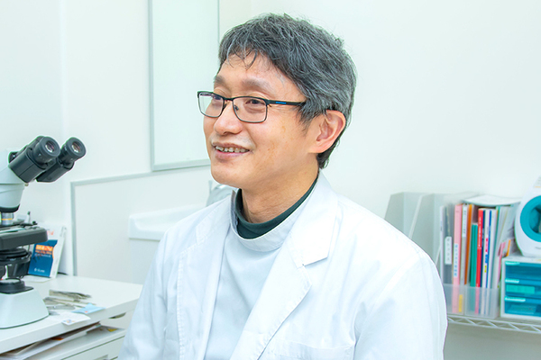 谷守院長 谷皮フ科2