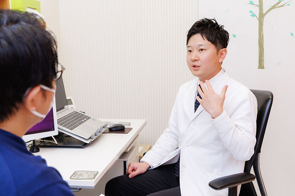 上野剛史院長 Dクリニック福岡2