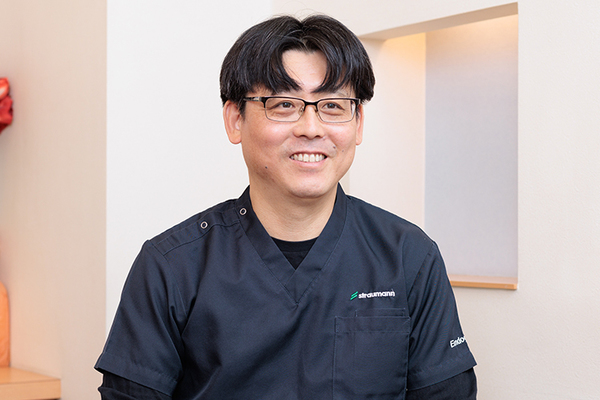 鈴木健二院長 すずきデンタルクリニック2