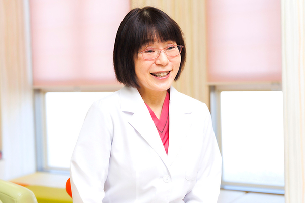 三輪由香院長 みわキッズベビークリニック2