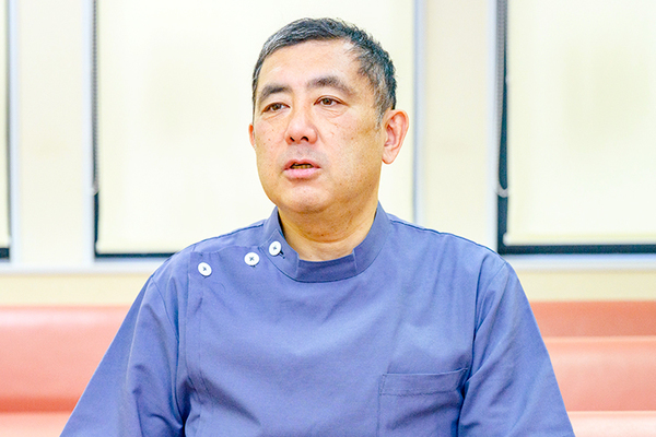 米本友明院長 反町耳鼻咽喉科2