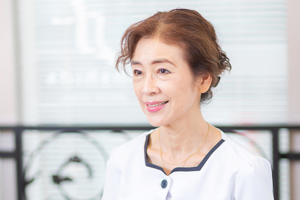 吉田尚子院長 ヨシダ歯科2
