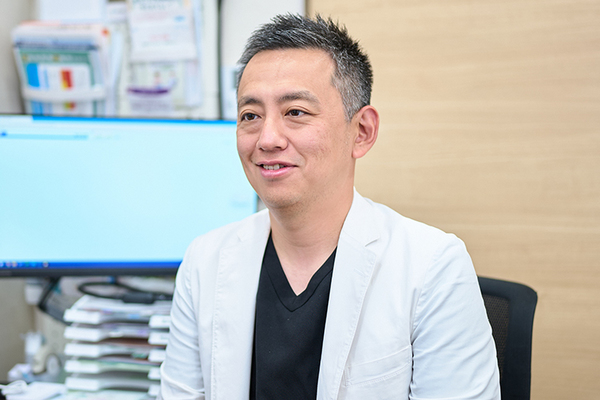 有本斉仁理事長 目白駅前クリニック2