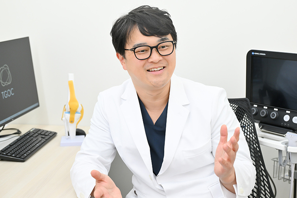 松崎時夫院長 高輪ゲートウェイ駅前整形外科クリニック2