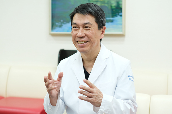 河瀬勇院長 千葉静脈瘤・循環器クリニック2
