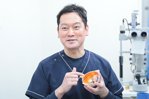 山内大輔院長、金子務さん ほしあい眼科2