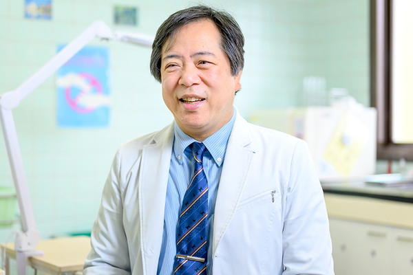楠原正洋院長 楠原皮膚科医院2