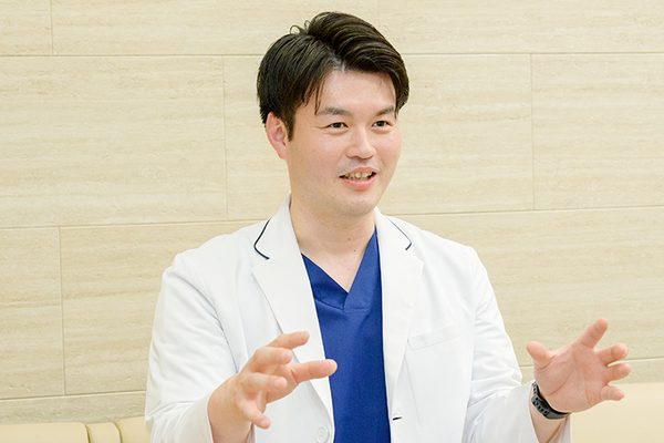 井口聡一郎院長 茅ヶ崎いのくち眼科2