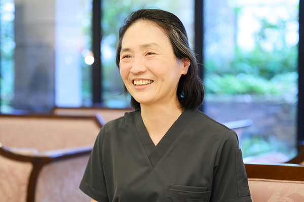 有田白峰院長 リリーベルクリニック2