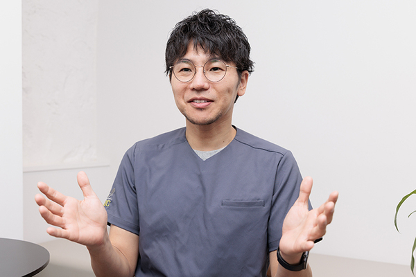 三上哲院長 Akira International Clinic2
