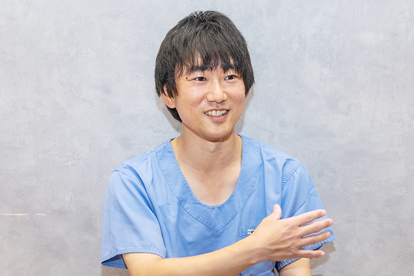 伊賀順平院長、野崎謙吾先生 大阪なんばJUN耳鼻咽喉科2