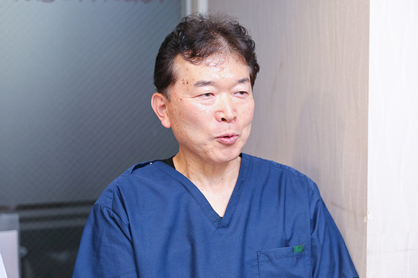 横田至誠院長、横田章子副院長 医療法人歯健誠会 よこた歯科2