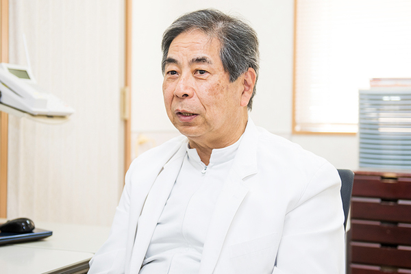 増岡俊治理事長 沖野医院2