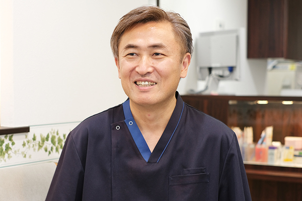 上田善朗理事長 上田歯科医院2