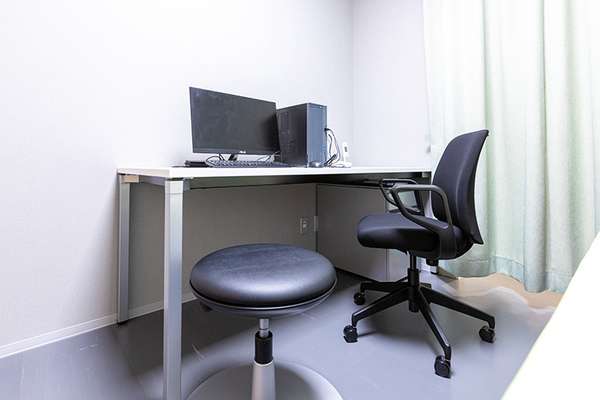 小林宏州院長 小林大濠公園クリニック2