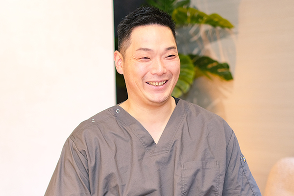 黒米俊輔院長、桑田健太郎副院長 中河原RIZデンタルクリニック2