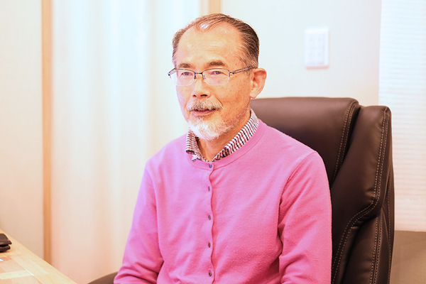 五十嵐視紀夫院長 五十嵐クリニック2