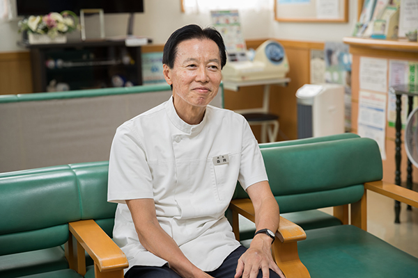 森岡壯充院長 森岡神経内科2