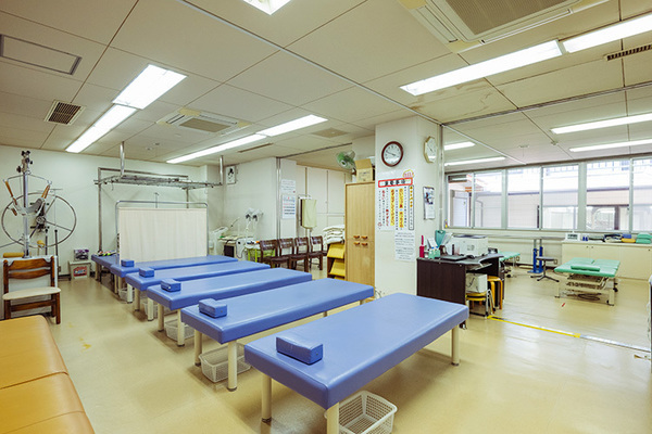 井上香奈子院長 井上整形外科医院2