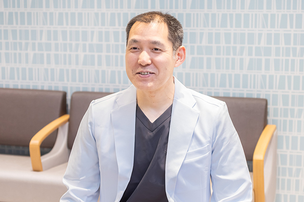 久次米真吾院長、久次米吏江副院長 武蔵小杉今井仲町内科クリニック2