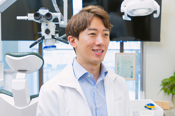 呉大生院長 CURE DENTAL 御茶ノ水2
