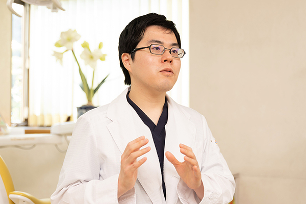 松田亮院長 日永歯科2