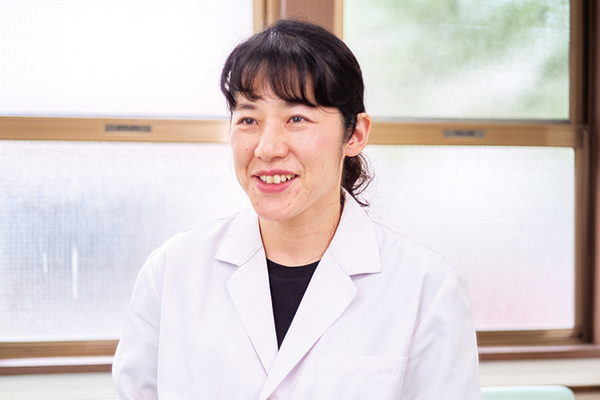 田口彩院長 竹村クリニック2