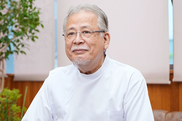 秋丸大理院長 回生医院 2