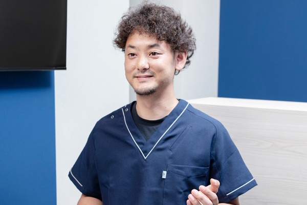 山形義紘院長 築地聖ルカ通り矯正歯科2
